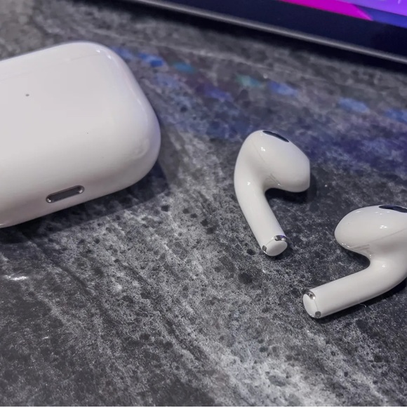 AirPod pros third generation